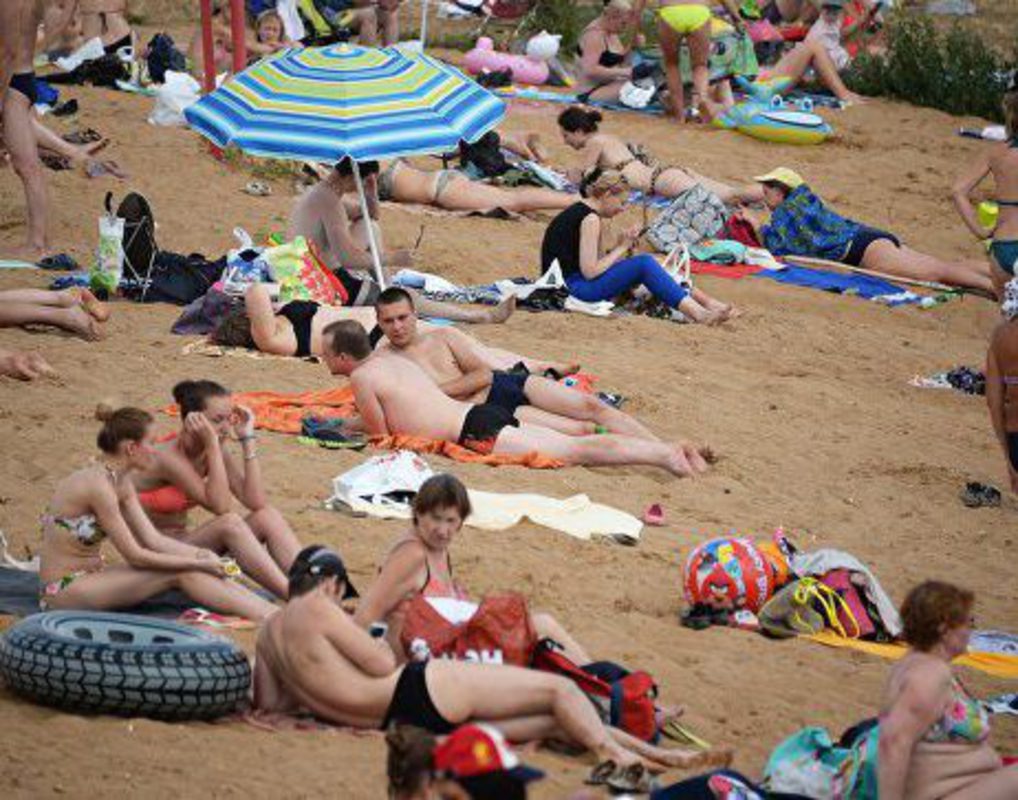 На острове Татышев официально стартует пляжный сезон