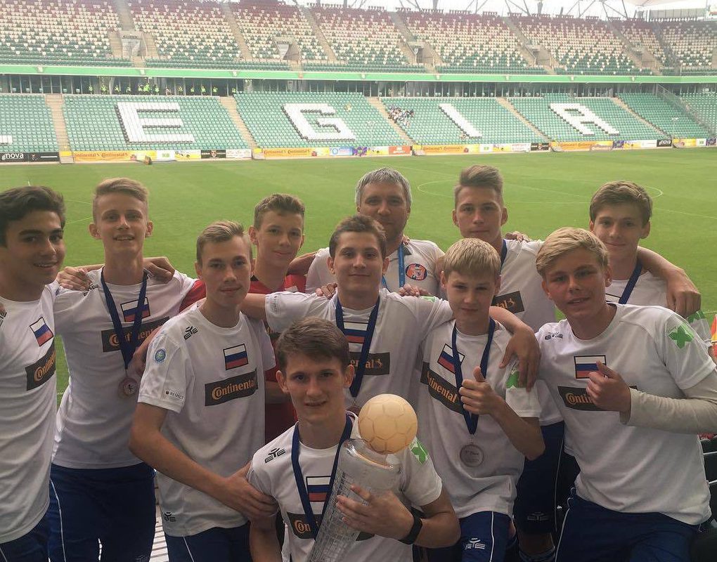 Футболисты «Тотема» стали вице-чемпионами мира среди детдомов