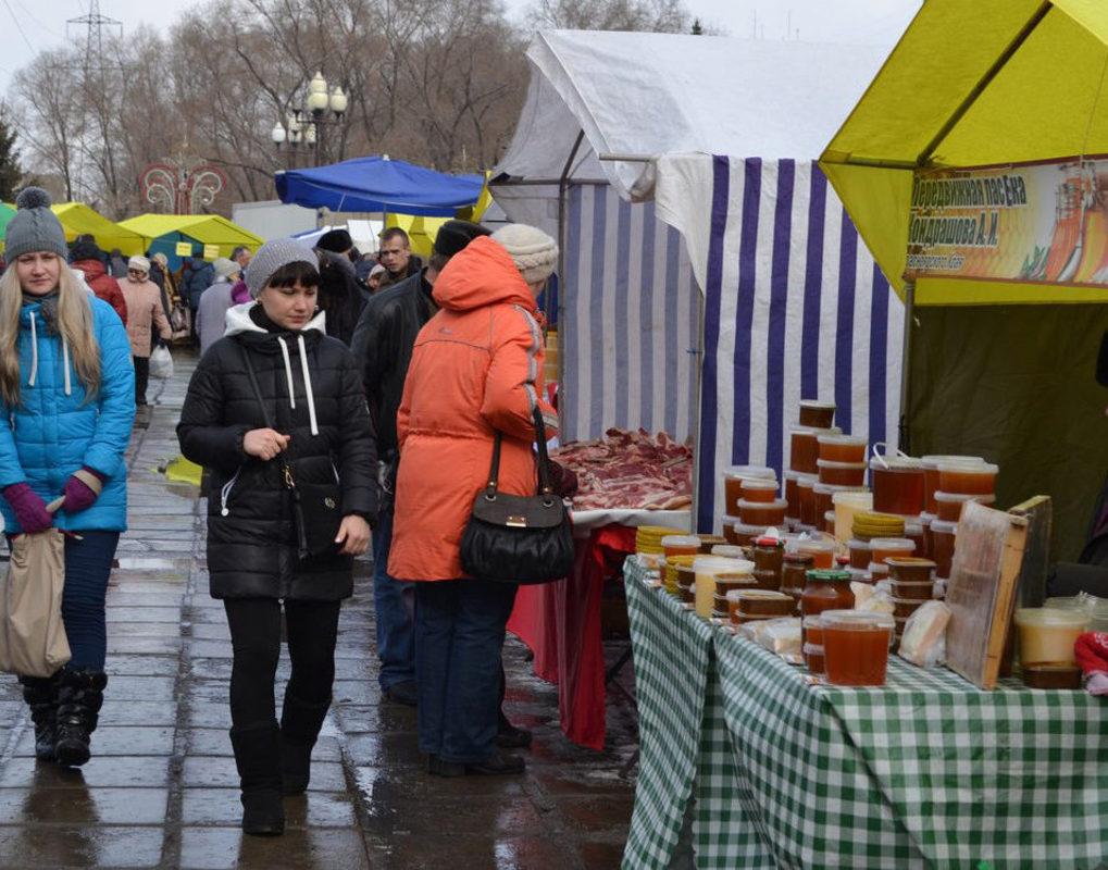 В Красноярске стартует сезон продовольственных ярмарок и базаров
