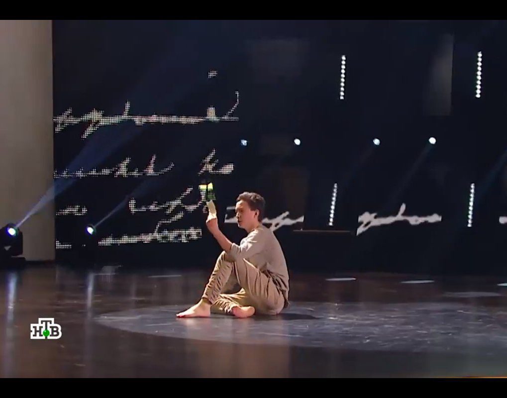 Танцор из Лесосибирска поразил зрителей брейком под стихи Есенина 