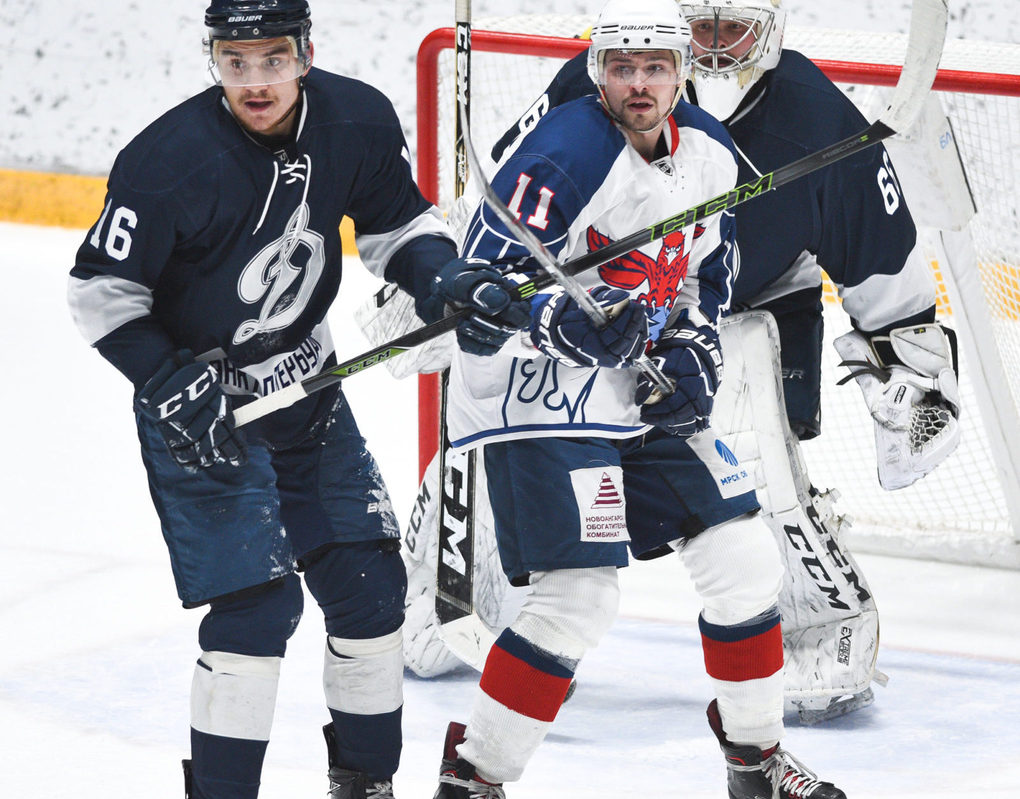 Хоккейный «Сокол» обыграл обоих лидеров ВХЛ