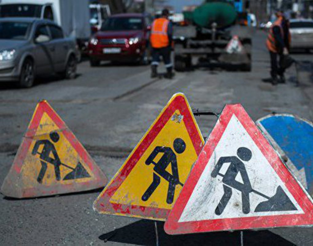 Ремонт дорог в центре Красноярска пообещали закончить к 25 августа 
