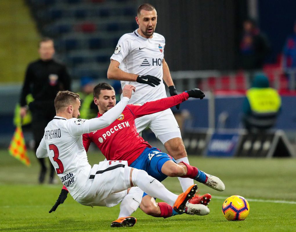 Футбольный «Енисей» уступил ЦСКА в последнем матче 2018 года