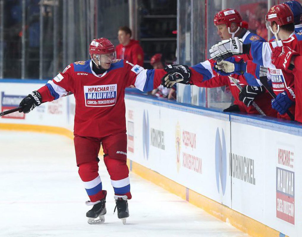 «Норникель» оценил бизнес-подход в развитии хоккея в России