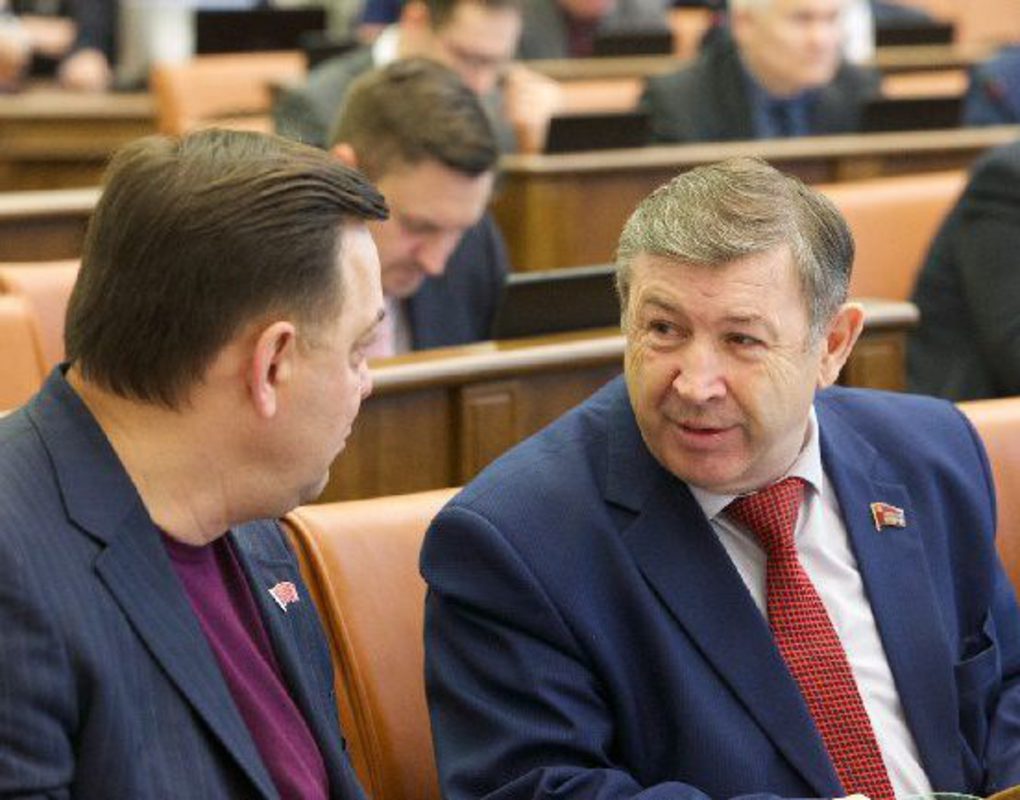 Петра Медведева сместили с поста главы фракции КПРФ в краевом ЗС