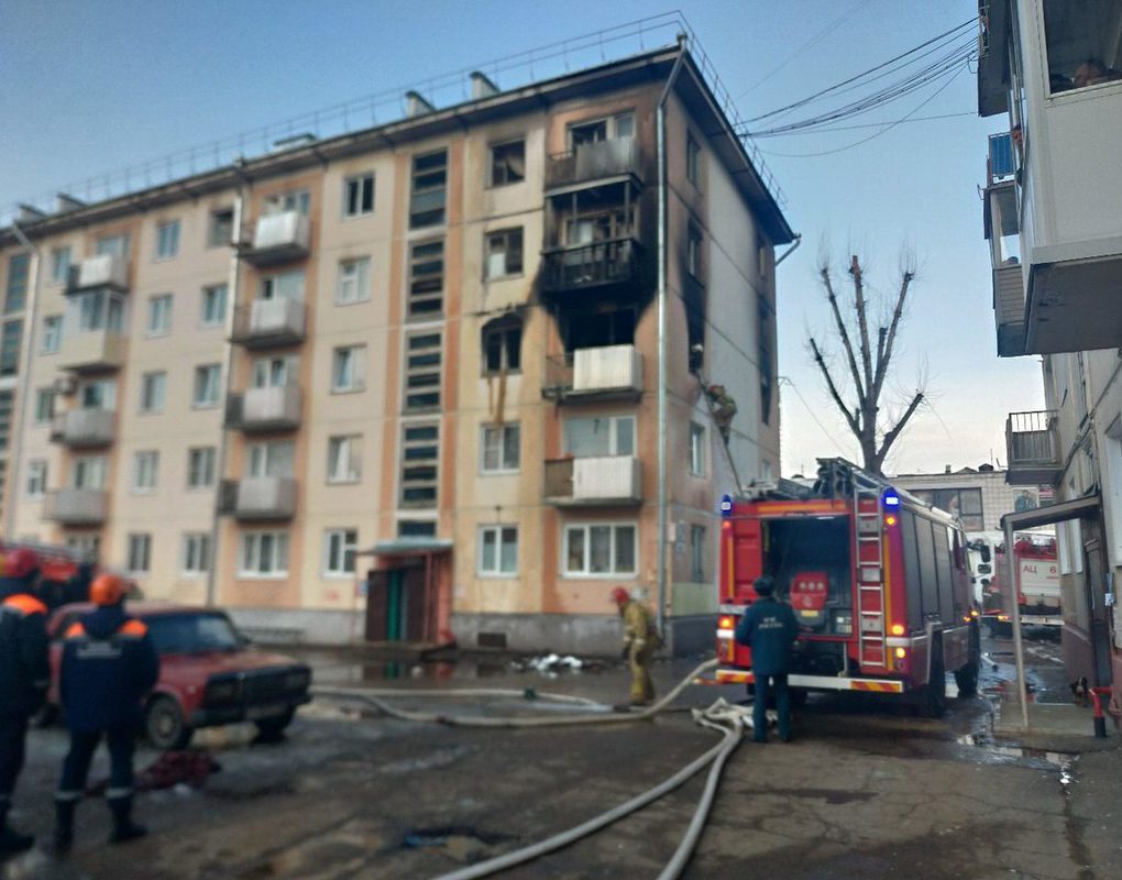 В пятиэтажном доме под Красноярском произошел хлопок газа