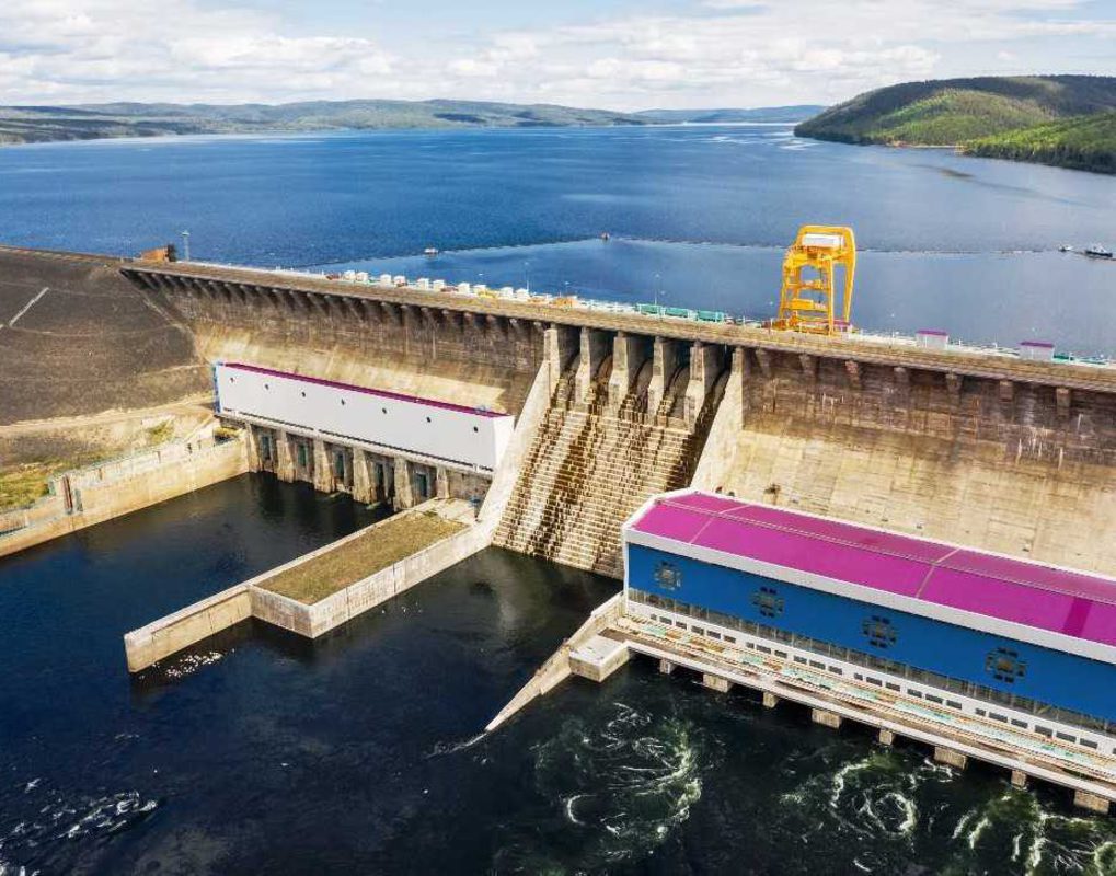 Богучанская ГЭС поддерживает навигационный уровень на Ангаре