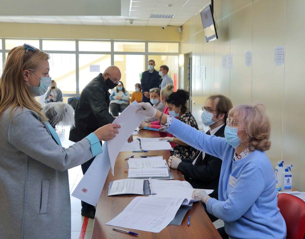 Избирком Красноярского края объявил о старте финального дня голосования