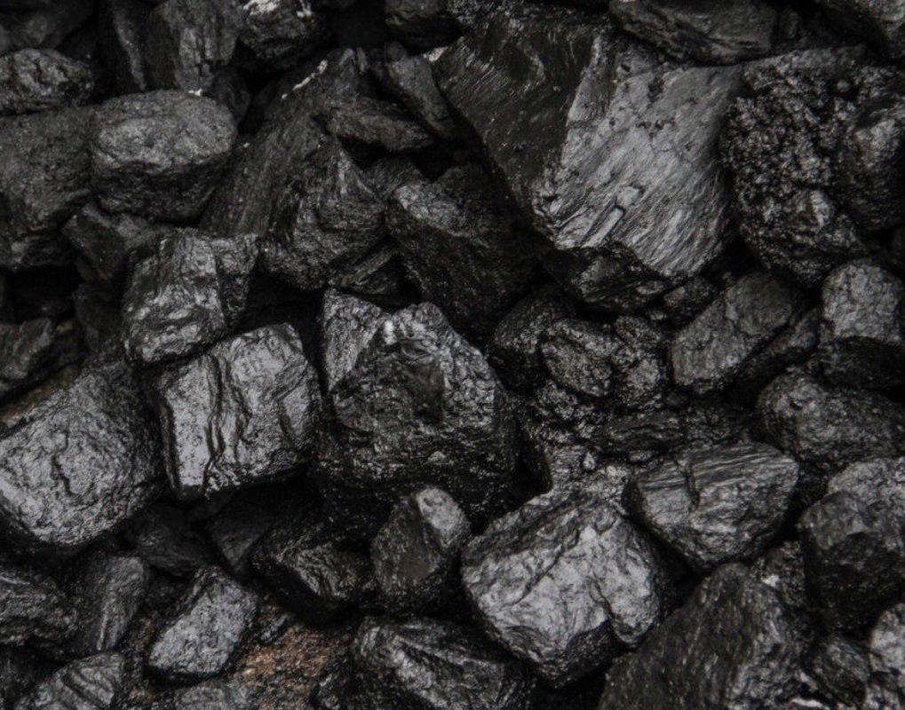 В северные территории Красноярского края завезли более 136 тысяч тонн угля