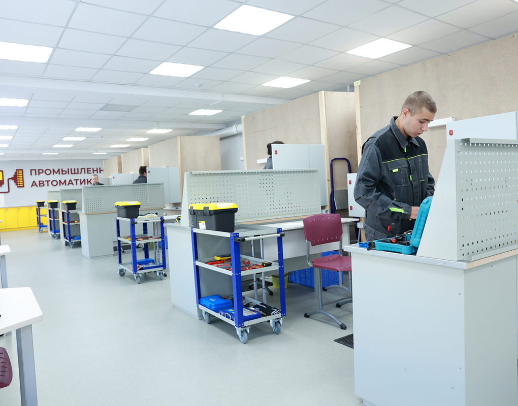 При поддержке «Роснефти» красноярские профильные учебные заведения получили новейшее оборудование