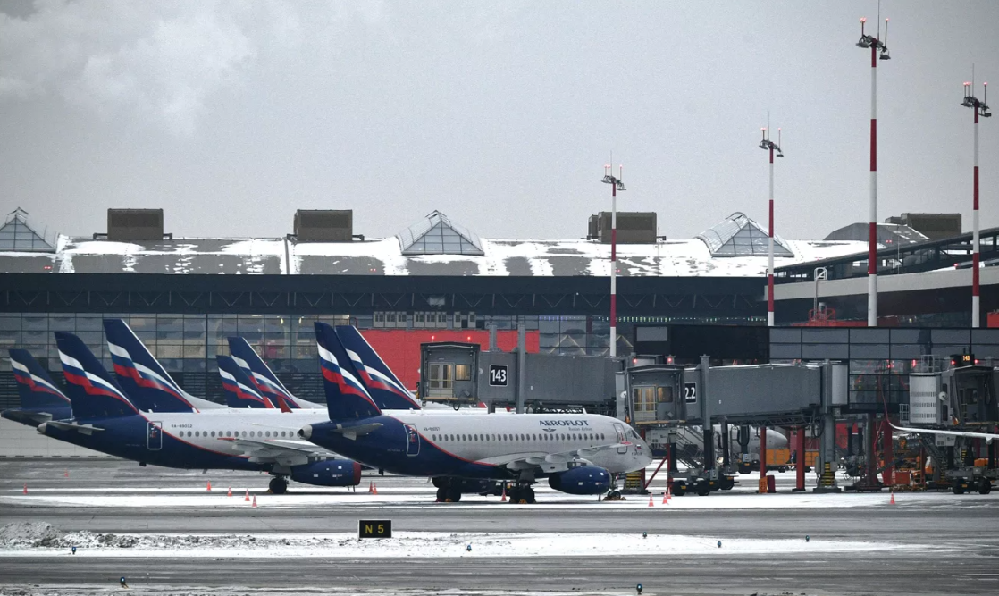 В Красноярске задержали дебошира на борту самолёта